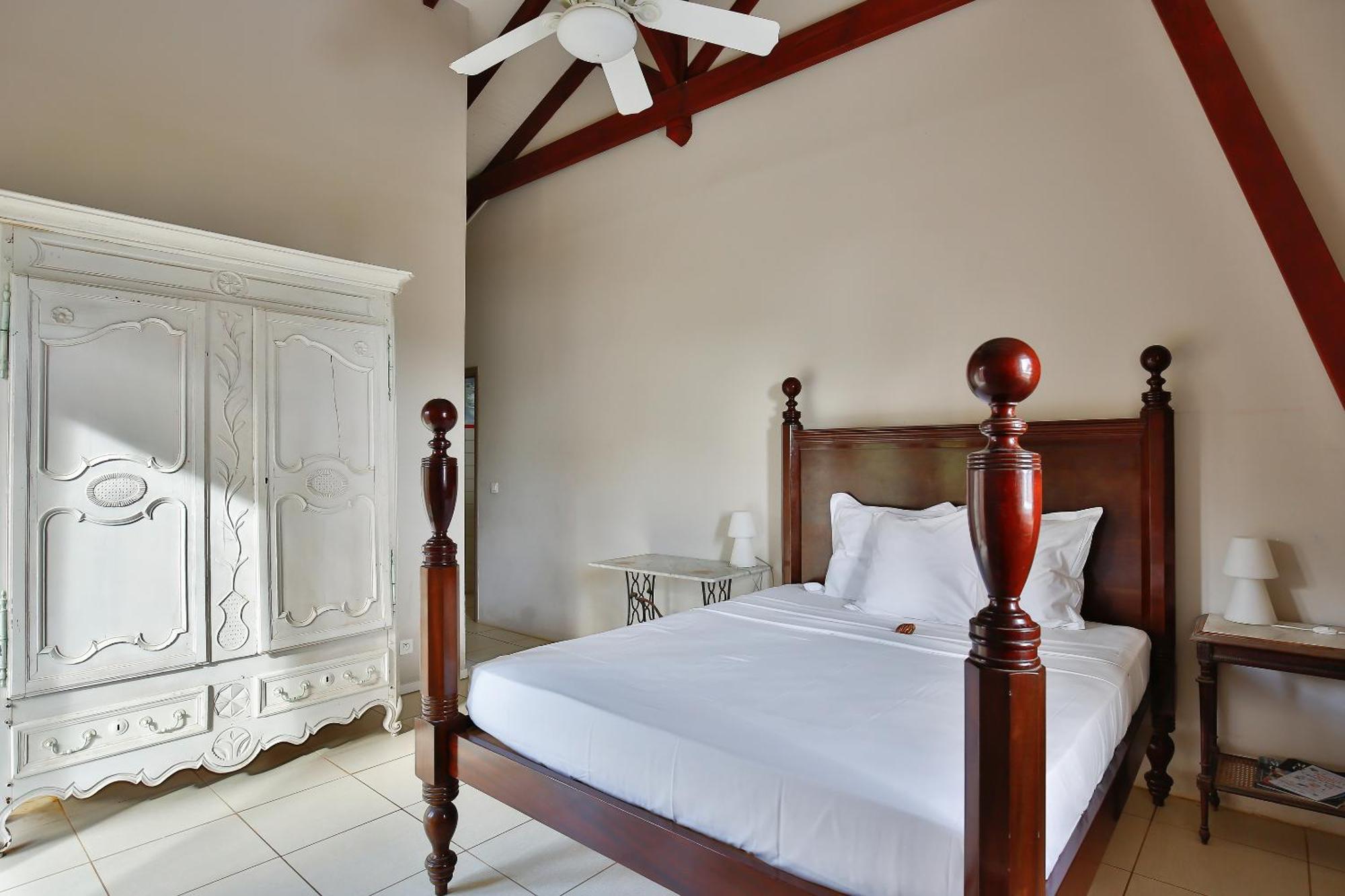 Maison D'O Baie De Saint-Jacques, Sur Une Plage Sauvage Сент-Мари Экстерьер фото